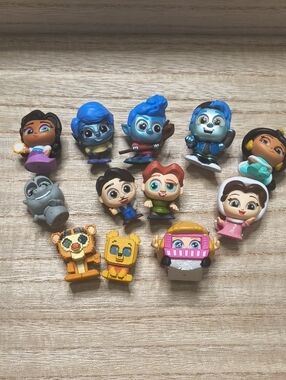 Disney Doorables Pixel Series